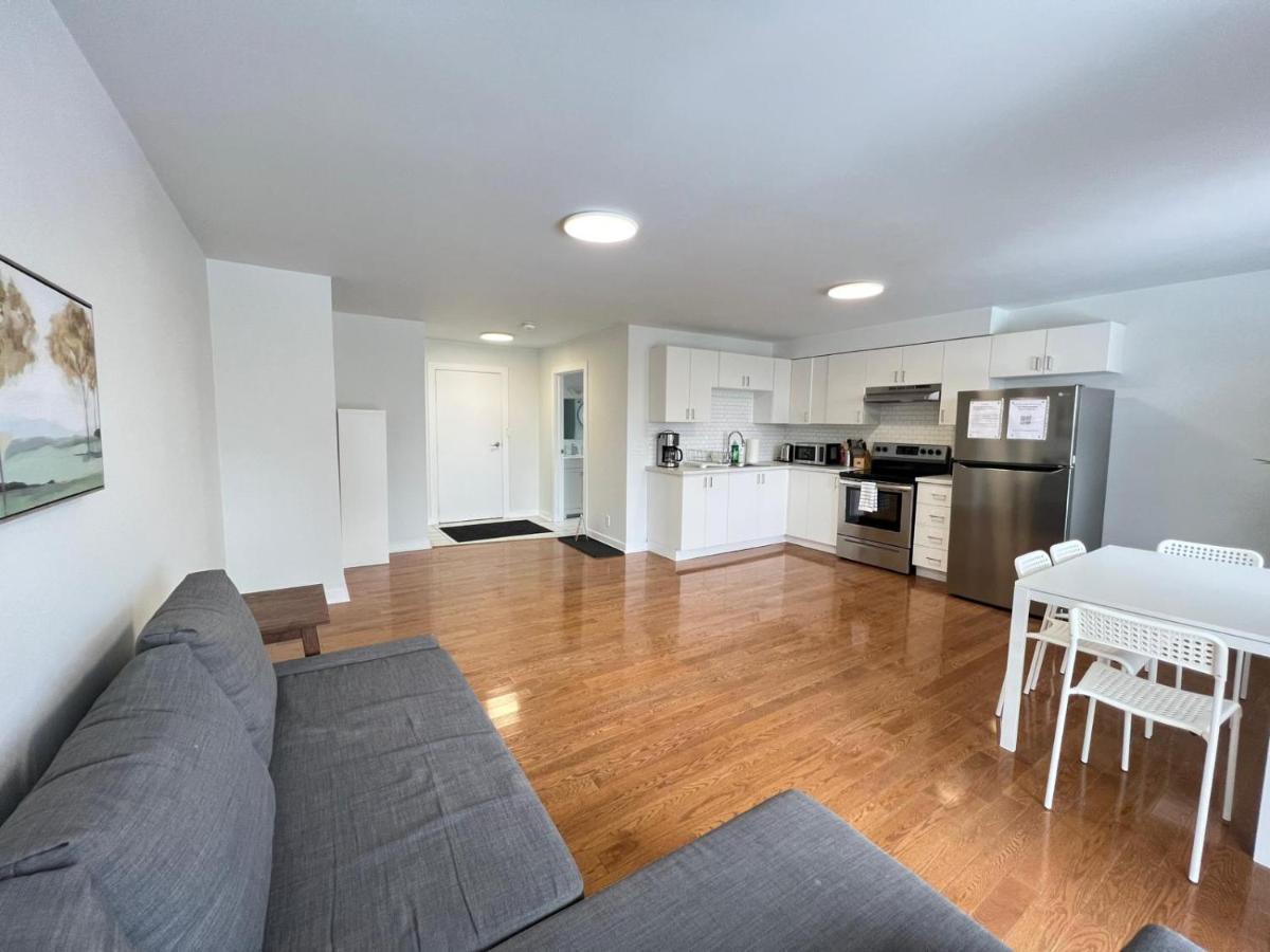 Letitia Heights !B Spacious And Quiet Private Bedroom With Shared Bathroom Barrie Dış mekan fotoğraf